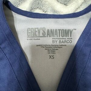 Greys anatomy scrub top